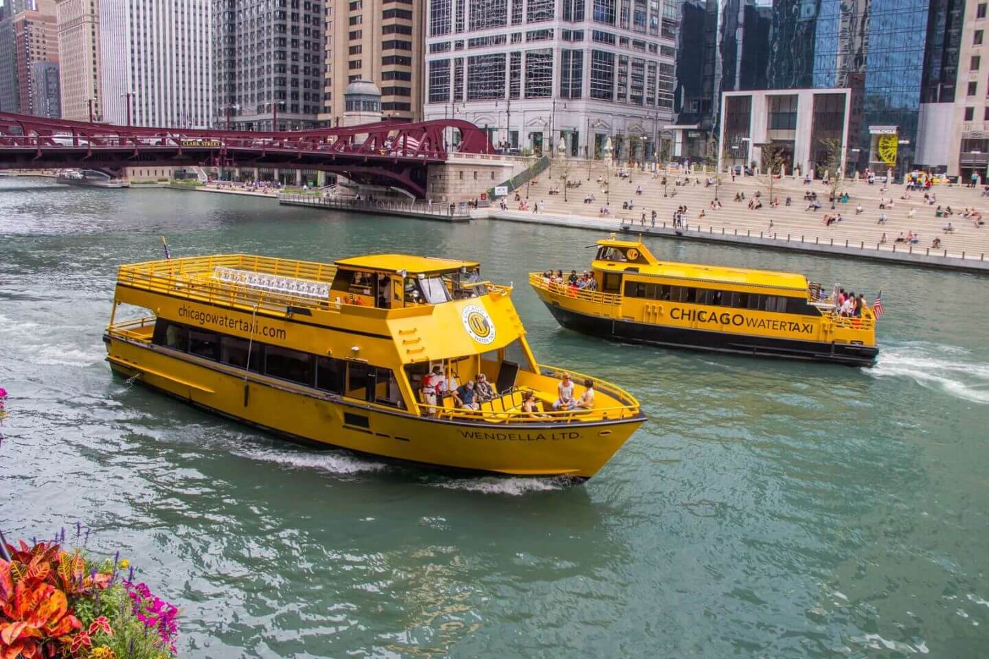 (c) Chicagowatertaxi.com